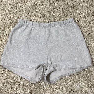 TNA ‘cozy’ shorts. Size S/4. In good condition